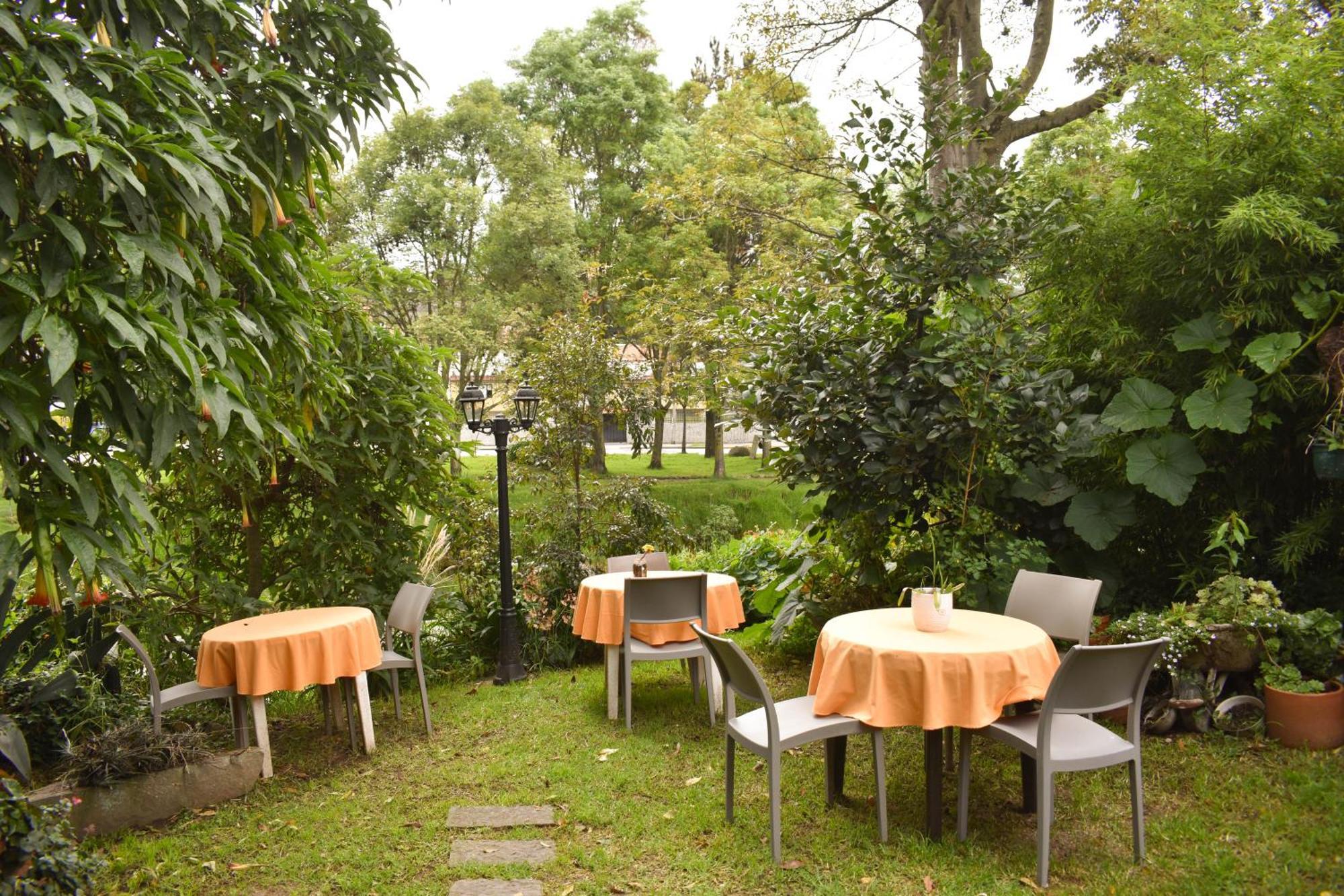 Apartamentos Otorongo Cuenca Ecuador Екстериор снимка