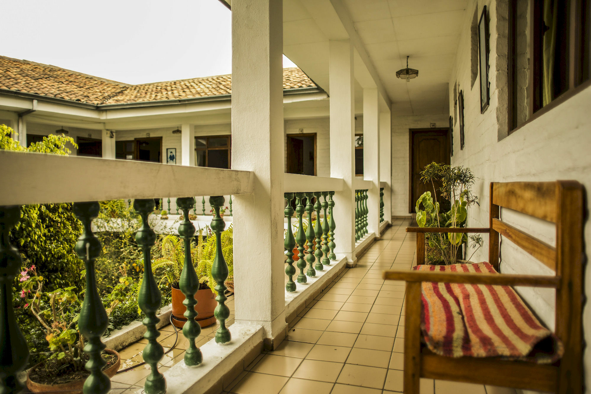 Apartamentos Otorongo Cuenca Ecuador Екстериор снимка